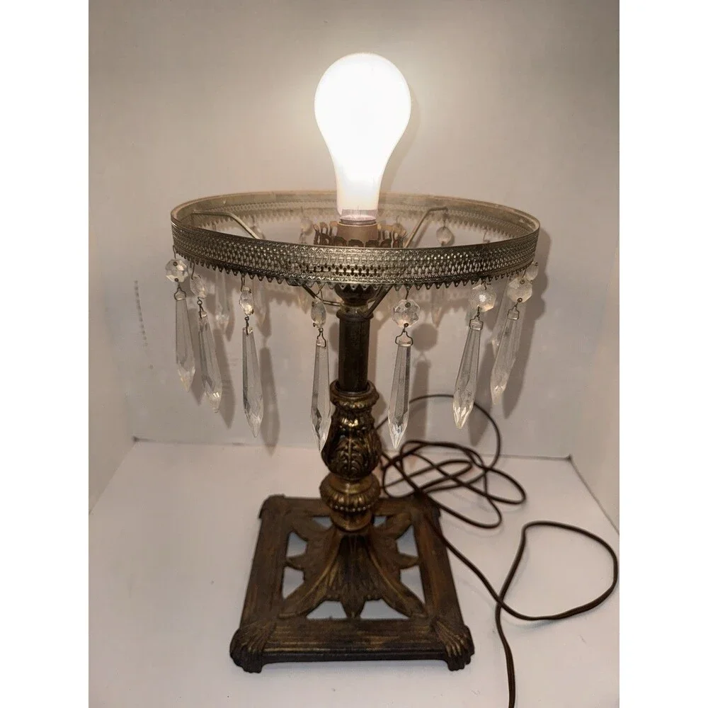 Vintage Art Deco Crystal Prisms Boudoir Table Lamp Cast Iron Bronze Tone 20s 30s